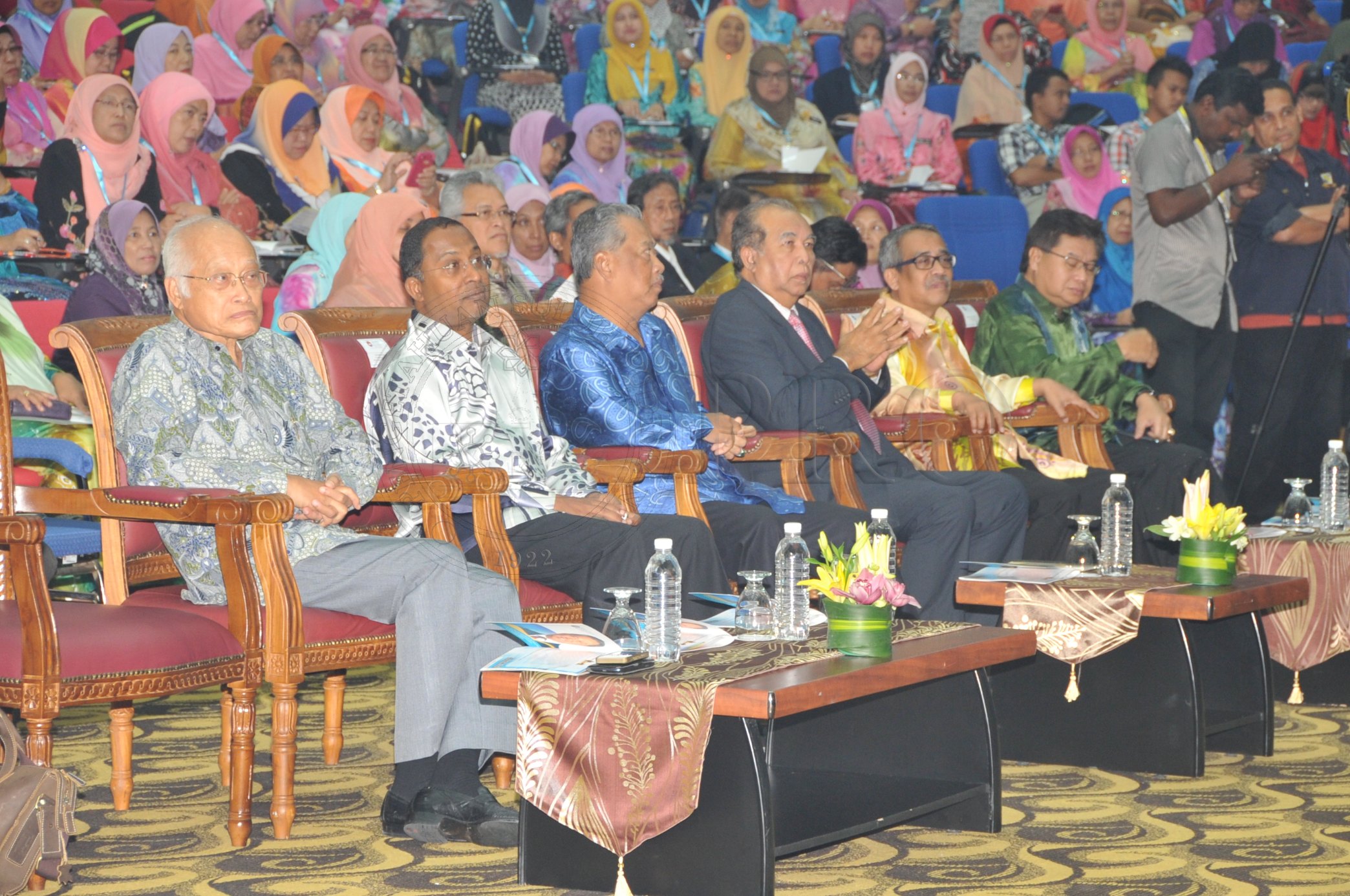 PRO 14 28 KONPEN PRO 6690